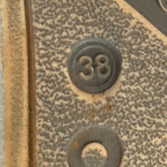 Cloud Aika Womens High Top Sneaker Shoe Red Leather 7.5 Comfort Easy On Side Zip - Picture 12 of 13